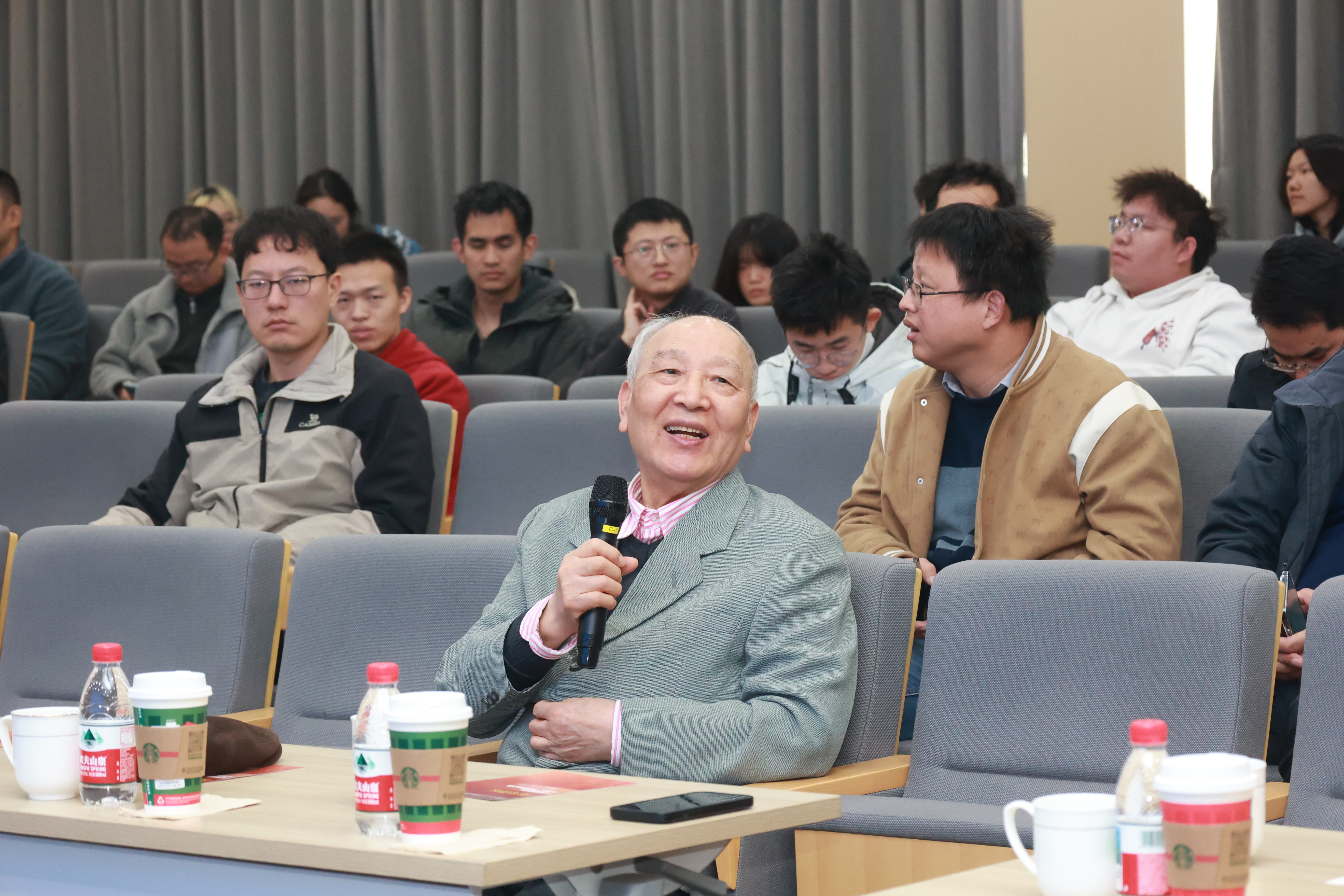 1764746528840980.jpg 211A8789-2.jpg